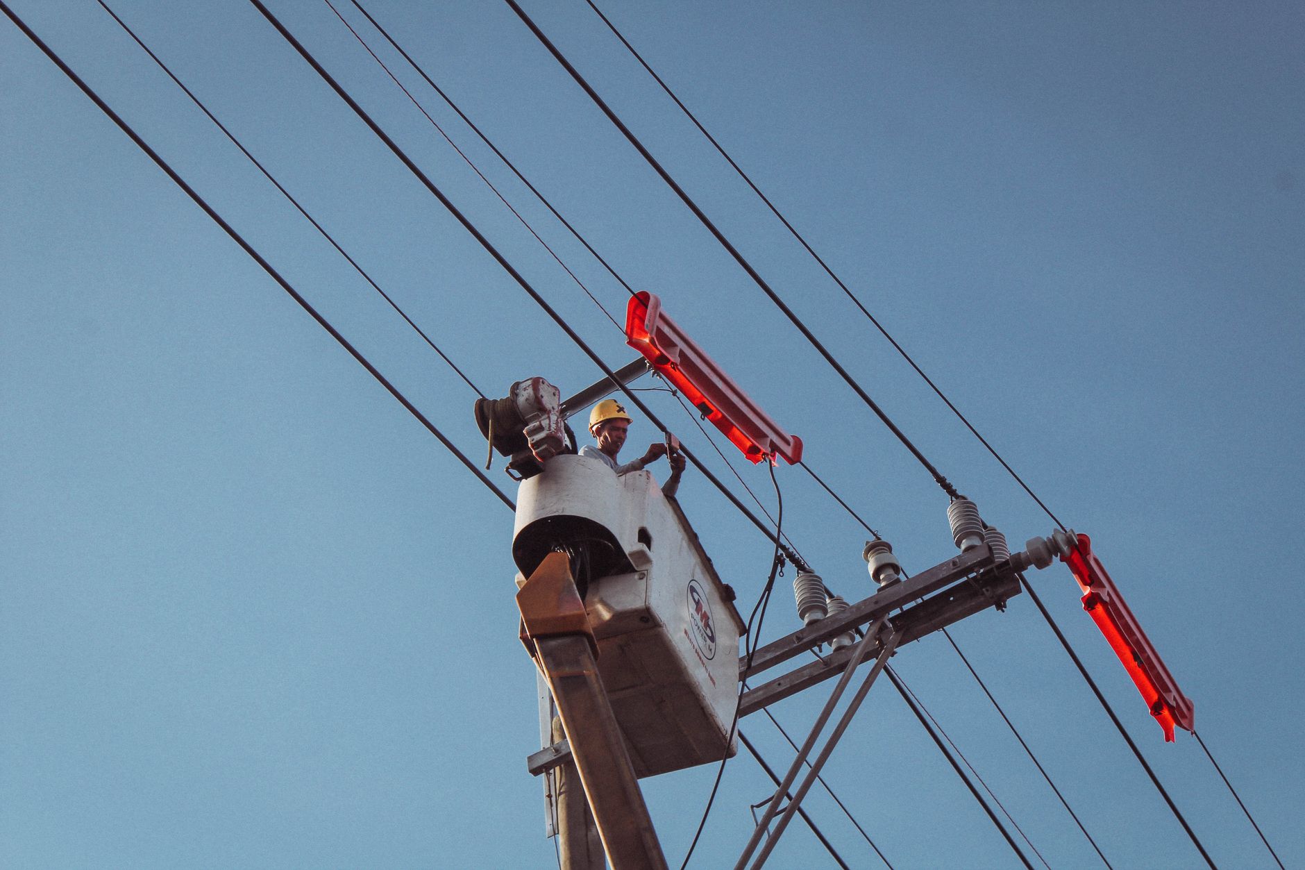 Courtier en énergie équipe à Sarcelles
